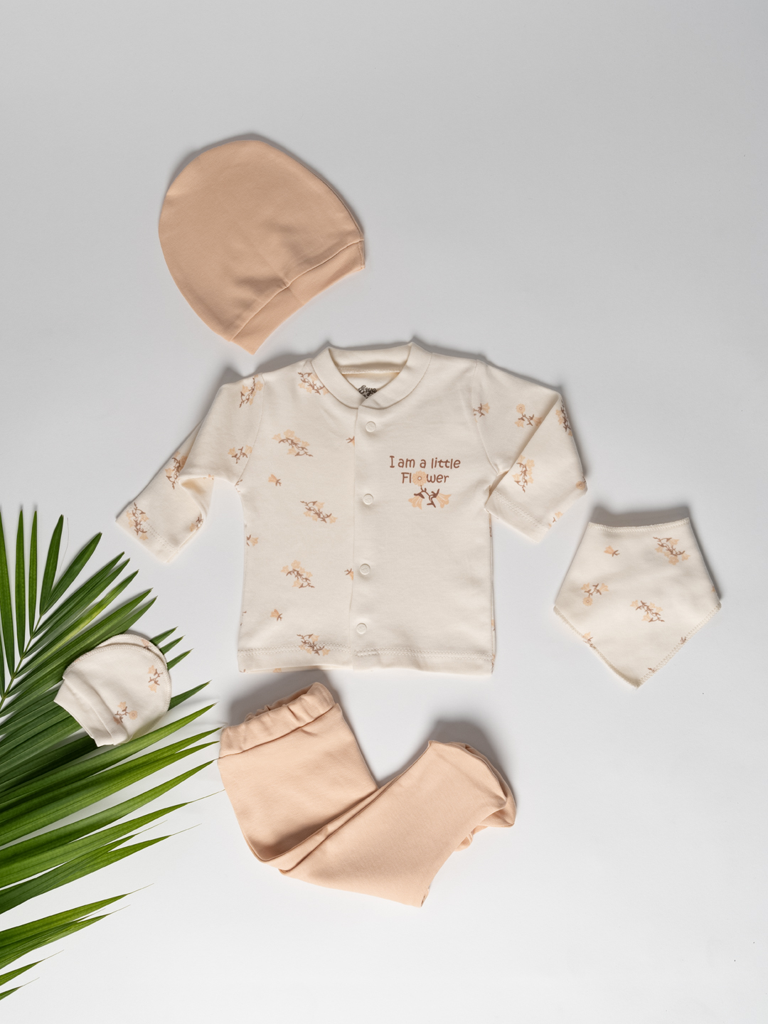5 PIECE NEWBORN PANT SET
