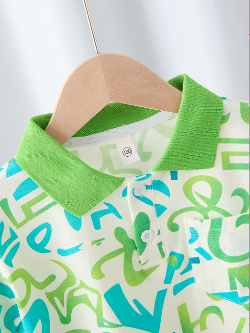 Green Collar Graphic Print T-Shirt