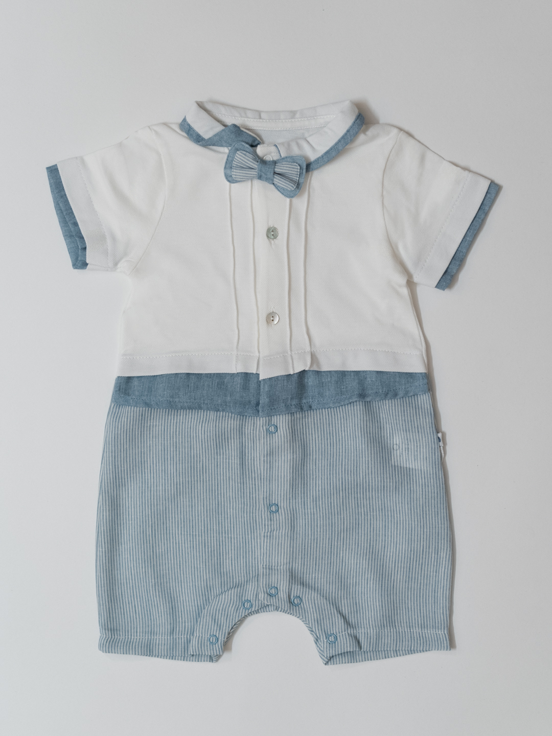 WHITE ONESIES WITH BOW